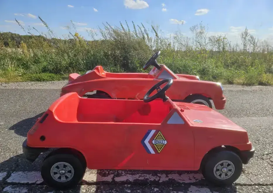 1970 Renault 5 dla dzieci - PEG Renault R5, lata 70-te — praca twórcy Dawid na Freshwall Marketplace