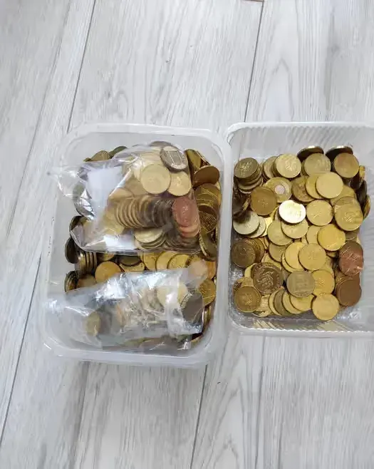 2 zł okolicznościowe — praca twórcy Wiesław na Freshwall Marketplace