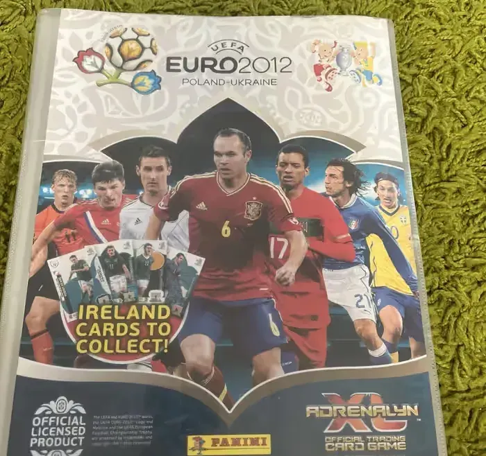 Album panini Euro 2012 — praca twórcy Sebastian na Freshwall Marketplace