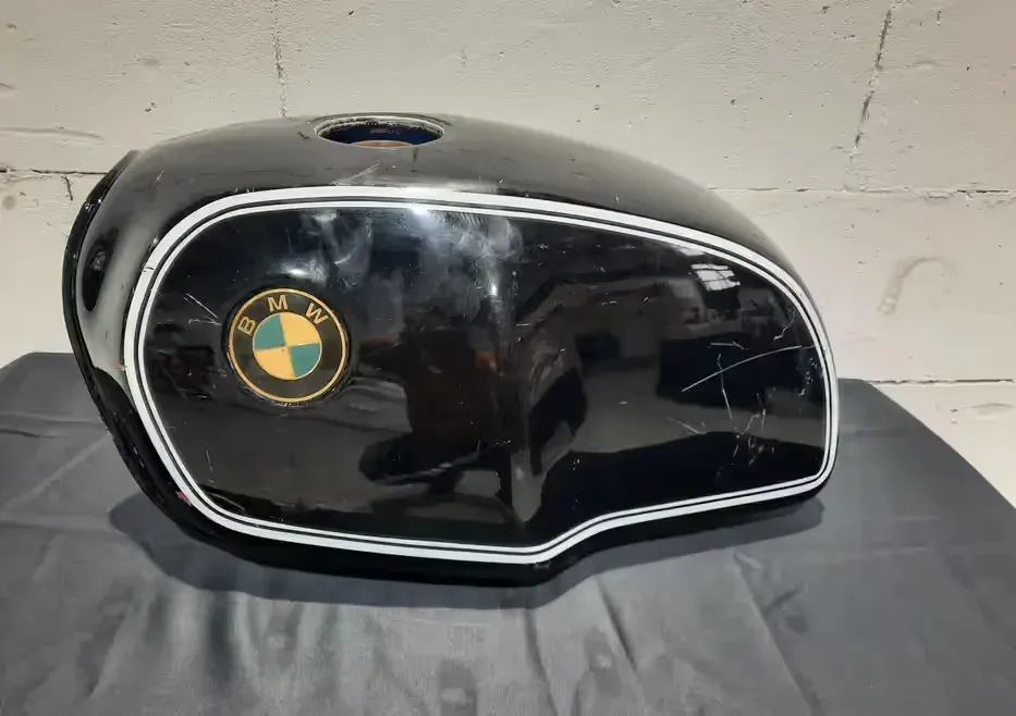 Bak  motocykla BMW — praca twórcy starysezam na Freshwall Marketplace