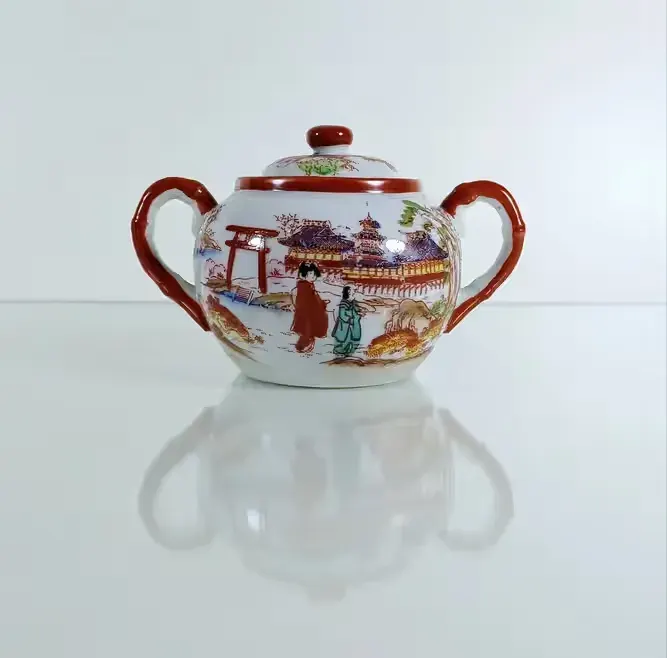 Cukiernica - japońska porcelana  - Ip.XX w. — praca twórcy Sebastian na Freshwall Marketplace