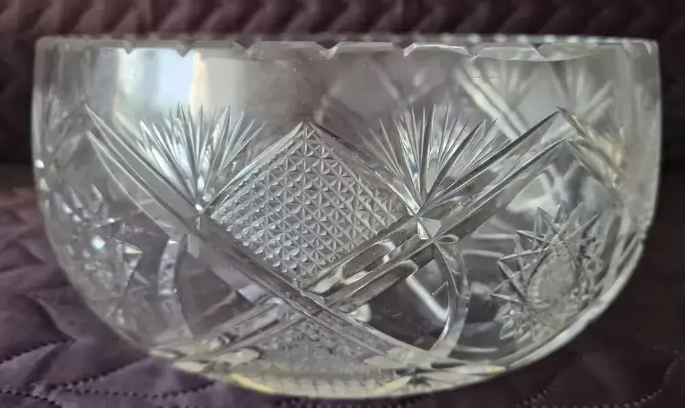 Duża misa kryształowa – Vintage PRL – Średnica 21,5 cm – Grube szkło — praca twórcy Anna Kowalska na Freshwall Marketplace