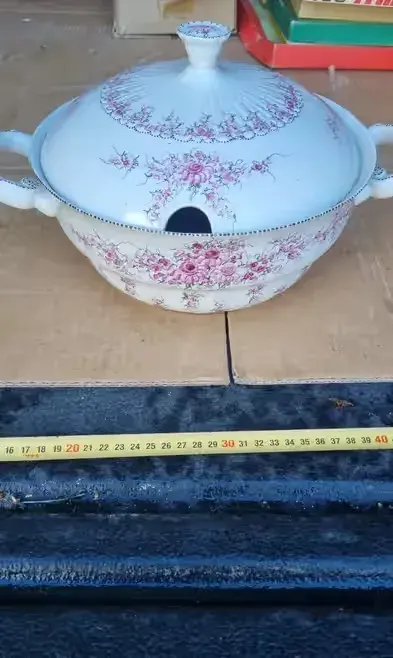 Duża waza porcelana PRL wloclawek — praca twórcy seb na Freshwall Marketplace