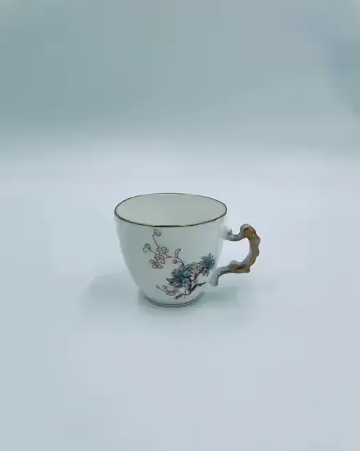 Filiżanka kolekcjonerska porcelanowa Vintage — praca twórcy Monika na Freshwall Marketplace