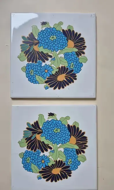 kafelki kwiatowe Villeroy Boch, 2 szt — praca twórcy Vintage na Freshwall Marketplace