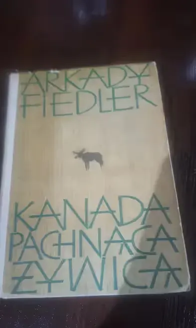 Kanada pachnaca zywica — praca twórcy Daniel na Freshwall Marketplace