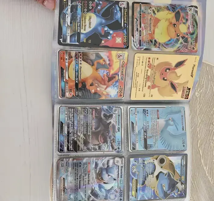 Karty pokemon 132szt — praca twórcy Tomasz na Freshwall Marketplace