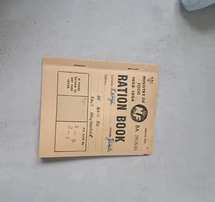 Ksiazka racji żywnościowych Ration Book 1953 kartki na żywność — praca twórcy Domiś na Freshwall Marketplace
