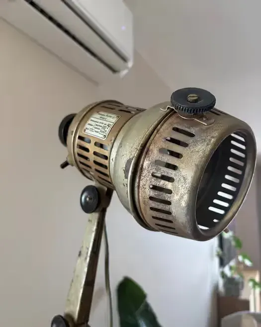 Lampa antyk Johannes Richter jr. — praca twórcy Paul na Freshwall Marketplace