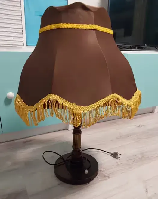 Lampa vintage PRL — praca twórcy Luce na Freshwall Marketplace