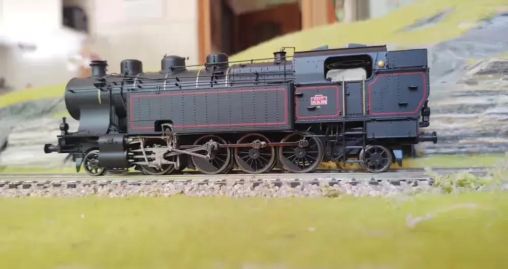 Lokomotywa parowóz JOUEF 141.TA SNCF. H0 dcc Sound — praca twórcy Artur na Freshwall Marketplace