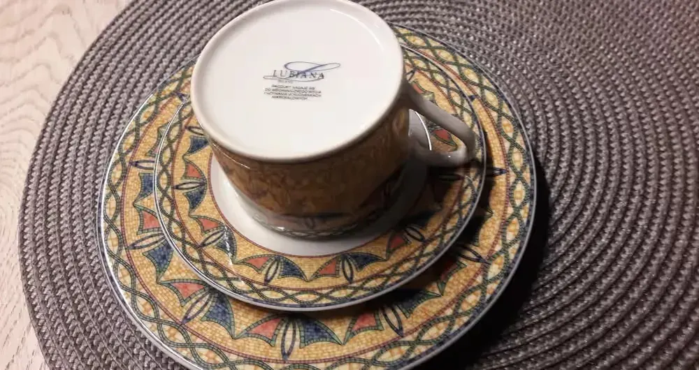 Lubliana zestaw filiżanka +spodek+ talerz deserowy — praca twórcy Asiaa na Freshwall Marketplace