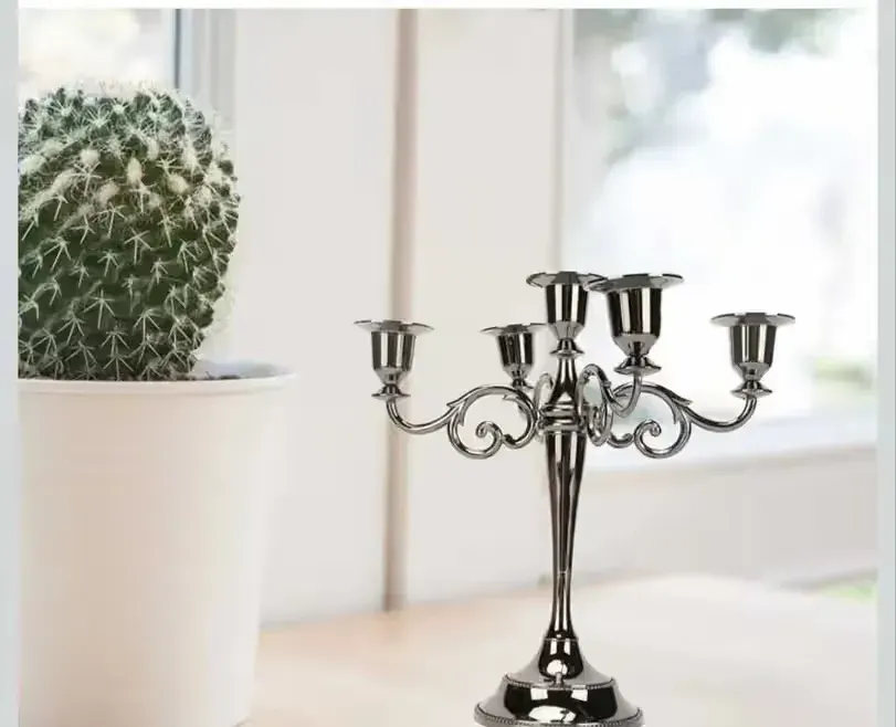 Metalowy Świecznik 5 Ramion Retro Elegancki Srebrny — praca twórcy Ewelma na Freshwall Marketplace