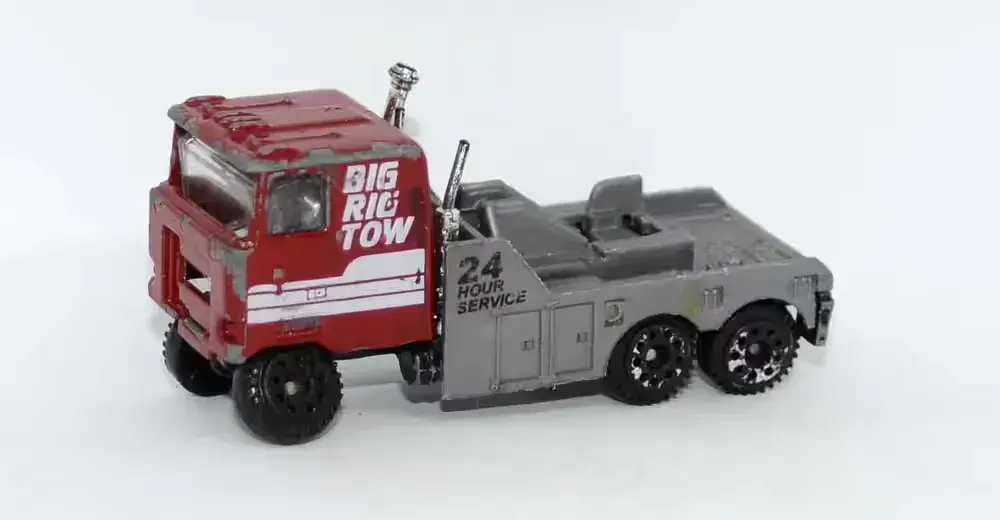 Model Resorak Auto Pomoc drogowa Big Rig Tow Truck 1:64 die cast — praca twórcy RIIDII na Freshwall Marketplace