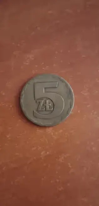 Moneta 5zł. Rok 1976 — praca twórcy Ewa na Freshwall Marketplace