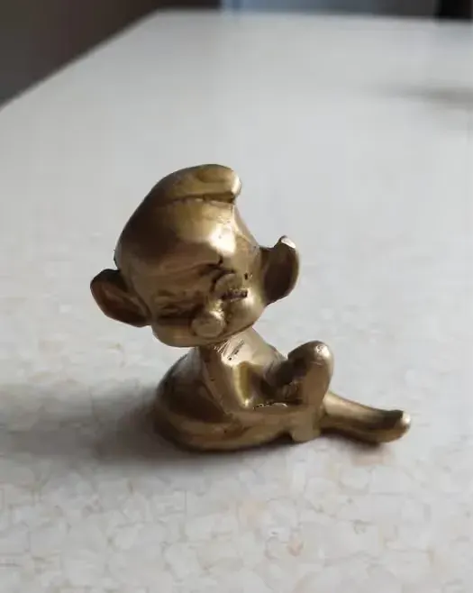 Mosiężny bobas figurka pełna — praca twórcy Tomasz na Freshwall Marketplace