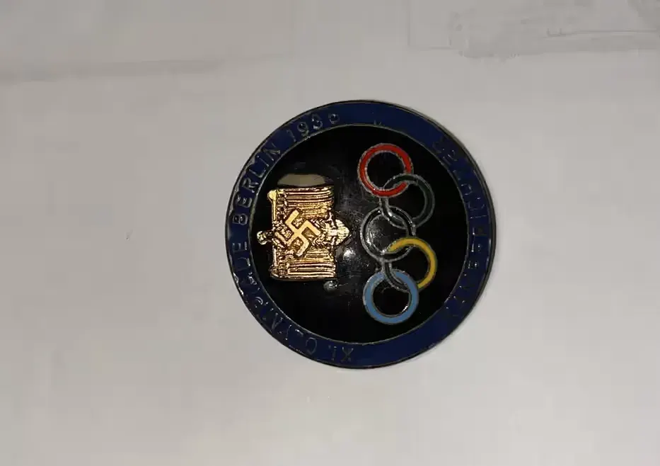 Odznaka medal Igrzyska Berlin 1936 III RZESZA Sędzia startowy oryginal — praca twórcy colacuracao na Freshwall Marketplace