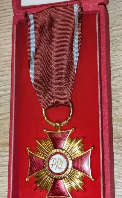 Order Odrodzenia Polski PRL - Krzyż Kawalerski z Etui lata 70-80 — praca twórcy Ela na Freshwall Marketplace