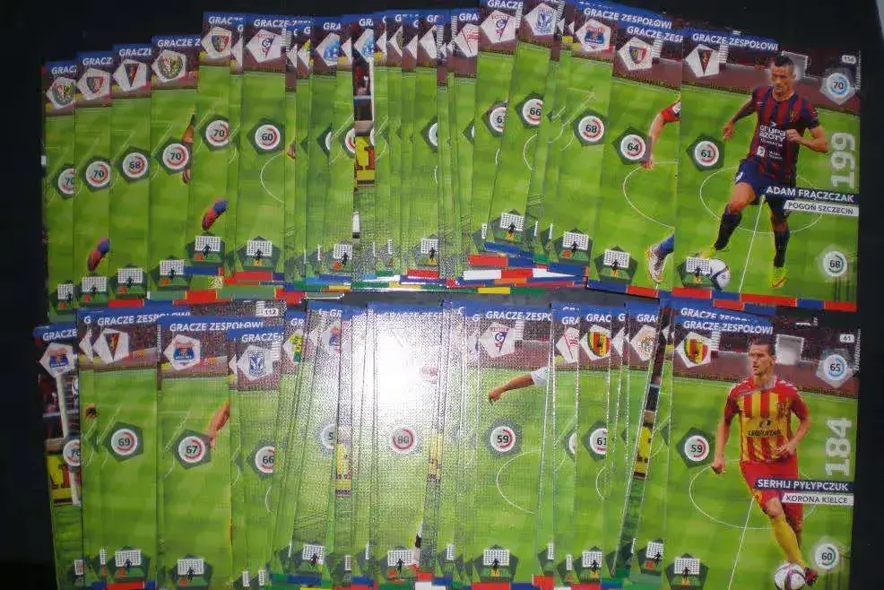 Panini adrenalyn xl Ekstraklasa 2015/2016 15/16 Karty piłkarskie 50szt — praca twórcy dawid na Freshwall Marketplace