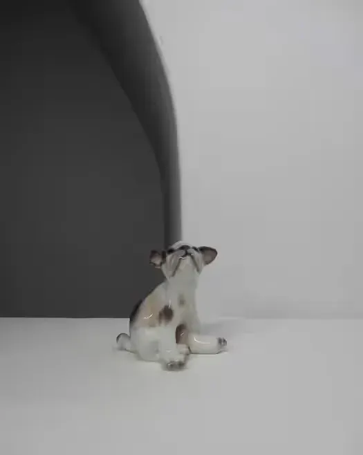 Porcelanowa figurka buldog Dahl Jensen Copenhagen — praca twórcy Galeria pod Łukami na Freshwall Marketplace