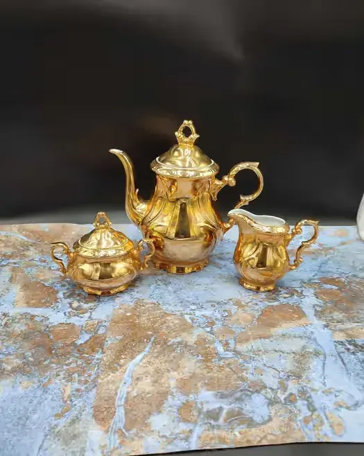 Porcelanowy środek stołu - Złoty  dzbanek cukiernica design - 3315 — praca twórcy skarbywyszukane na Freshwall Marketplace