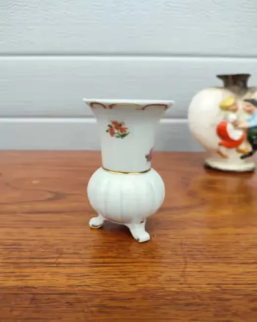 Porcelanowy wazon Unter Weiss Bach - VIntage - design - W — praca twórcy skarbywyszukane na Freshwall Marketplace