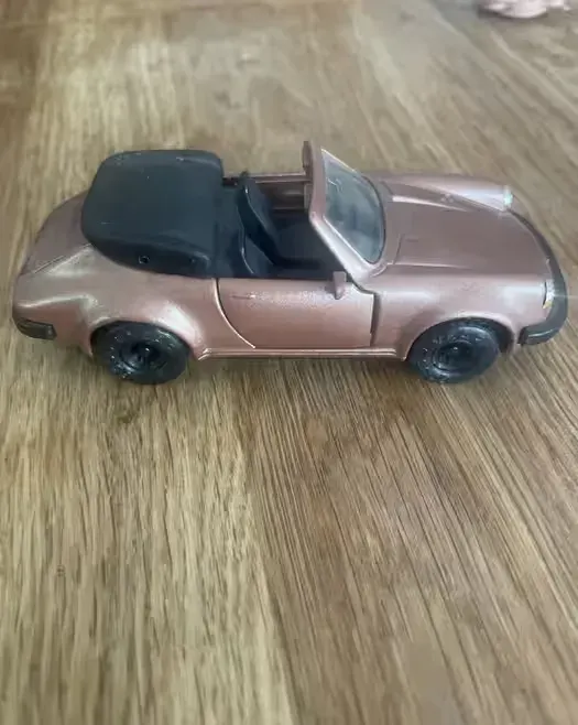 Porsche 911 cabrio 1:43 — praca twórcy Przemek na Freshwall Marketplace