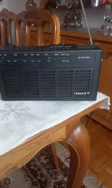 Radio tranzystorowe Lena 2 Unitra — praca twórcy Wojciech na Freshwall Marketplace