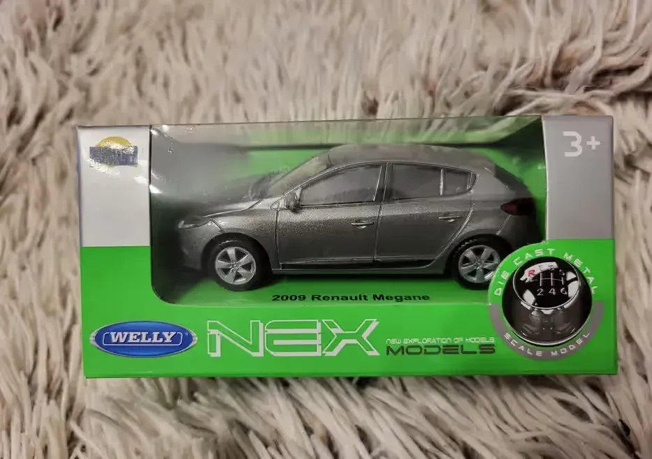 Renault Megane 3 2009 1/43 Welly — praca twórcy Patryk na Freshwall Marketplace