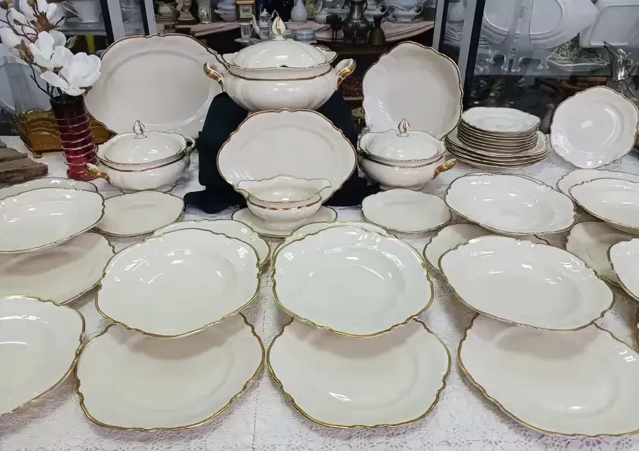 Rosenthal 12 osob Victoria ecru serwis obiadowy — praca twórcy krzysztofantosik43 na Freshwall Marketplace