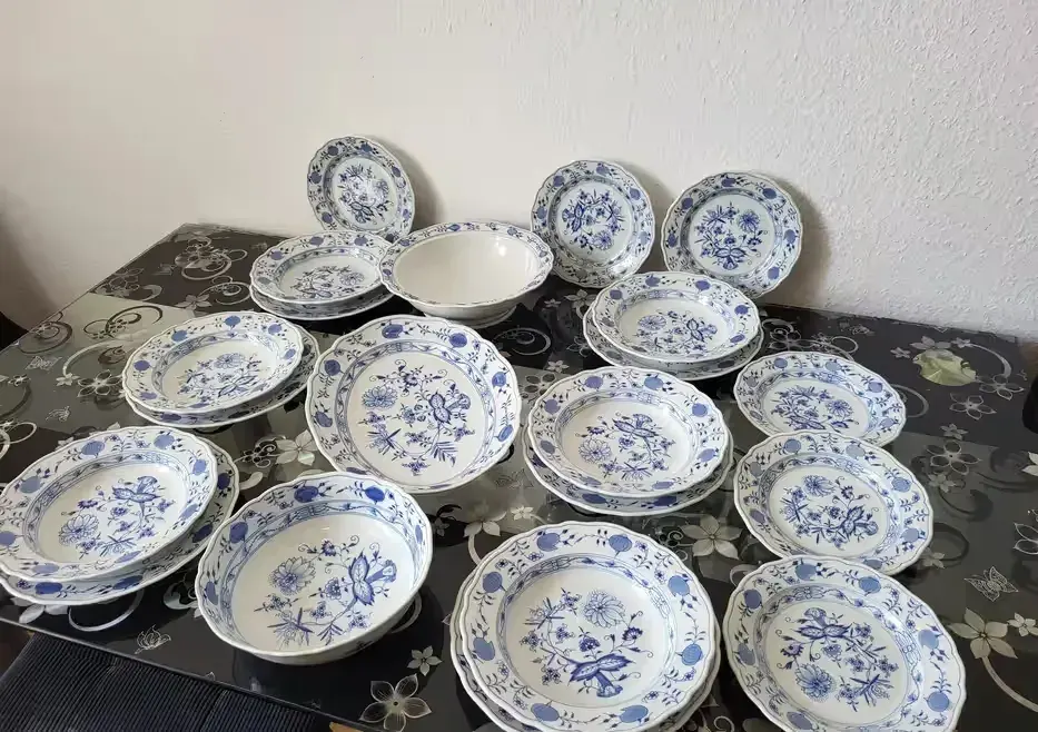 Serwis Obiadowy Miśnia - Meisen Cebulowy. — praca twórcy Laguna na Freshwall Marketplace