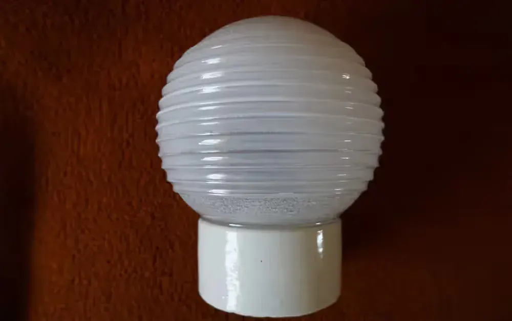 stara lampa loft lata 60 PRL natynkowa porcelana — praca twórcy osoba prywatna na Freshwall Marketplace