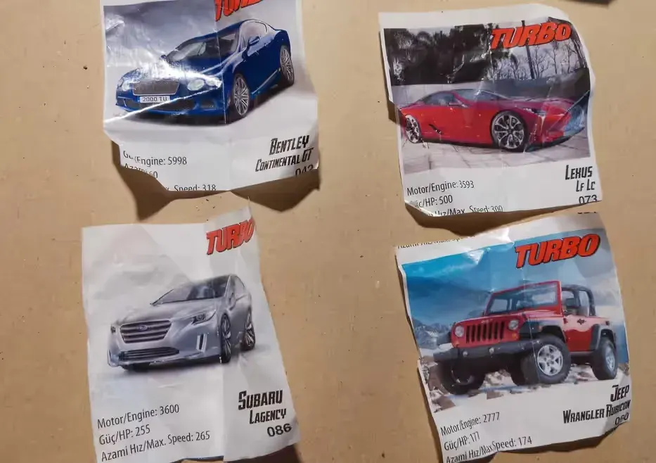 stare obrazki z gumy turbo samochody, zestaw 5 sztuk — praca twórcy Mag na Freshwall Marketplace