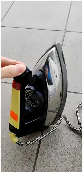 Stare Zabytkowe Żelazko Predom 237 Dezamet KWE PRL Antyk Zabytek Retro — praca twórcy Bartek na Freshwall Marketplace