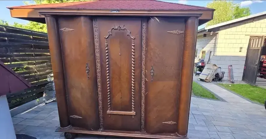 Szafa ,łóżko art-deco do renowacji — praca twórcy Piotrek na Freshwall Marketplace