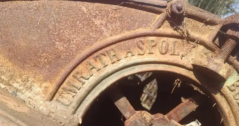 Zabytkowa młocarnia Bubna Praha UNIVERSAL THASPOL ok.1900 — praca twórcy Marcin na Freshwall Marketplace