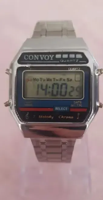 Zegarek prl convoy melodyjki prl — praca twórcy Jacek na Freshwall Marketplace