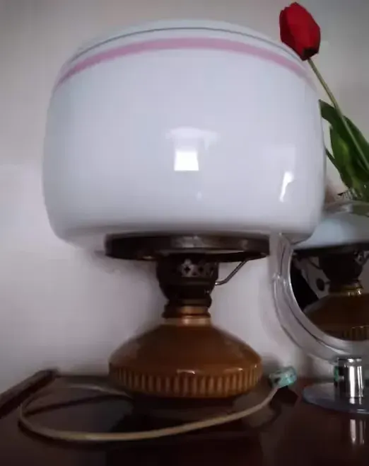 Lampa PRL stołowa — praca twórcy Agnieszka na Freshwall Marketplace