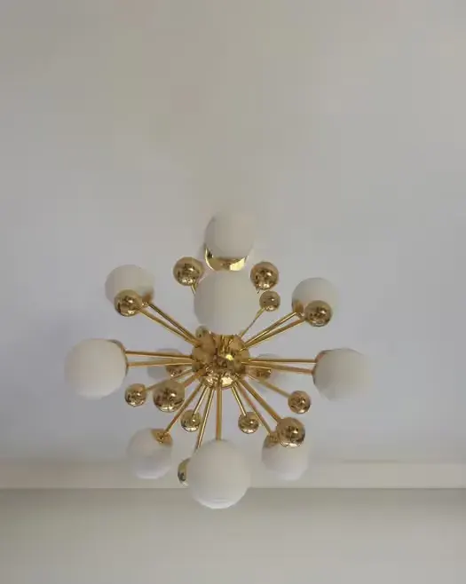 Lampa złota z białymi kloszami - super cena — praca twórcy Mich na Freshwall Marketplace