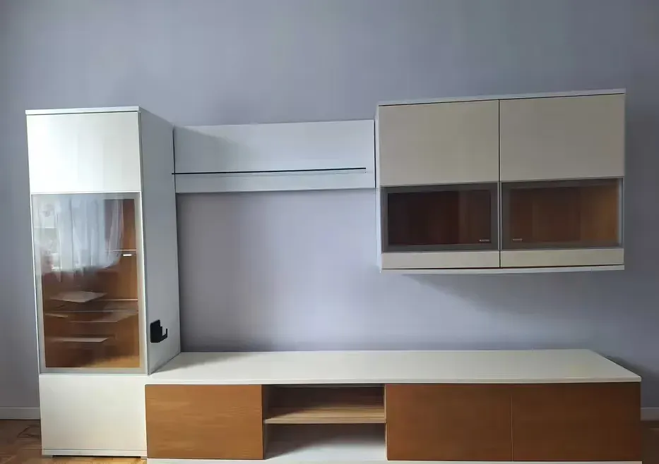 Meble Paged witryna, szafka rtv, półka wisząca — praca twórcy Szymon na Freshwall Marketplace