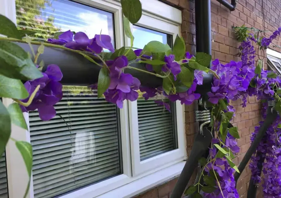 Wisteria glicynia sztuczna girlanda kwiatowa dekoracja 12 sztuk — praca twórcy Marta na Freshwall Marketplace