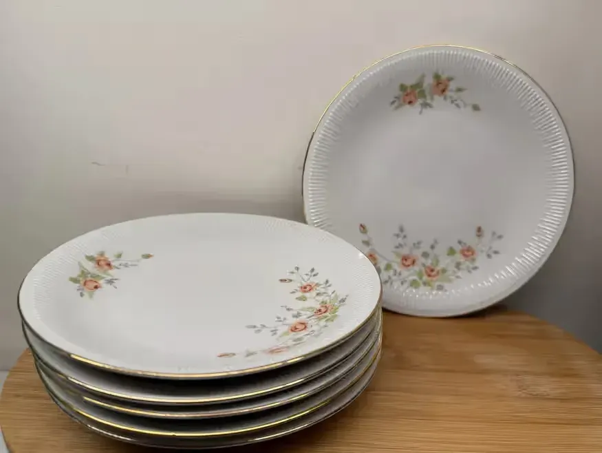 6 szt talerzyki porcelana Włocławek — praca twórcy Magdalena na Freshwall Marketplace