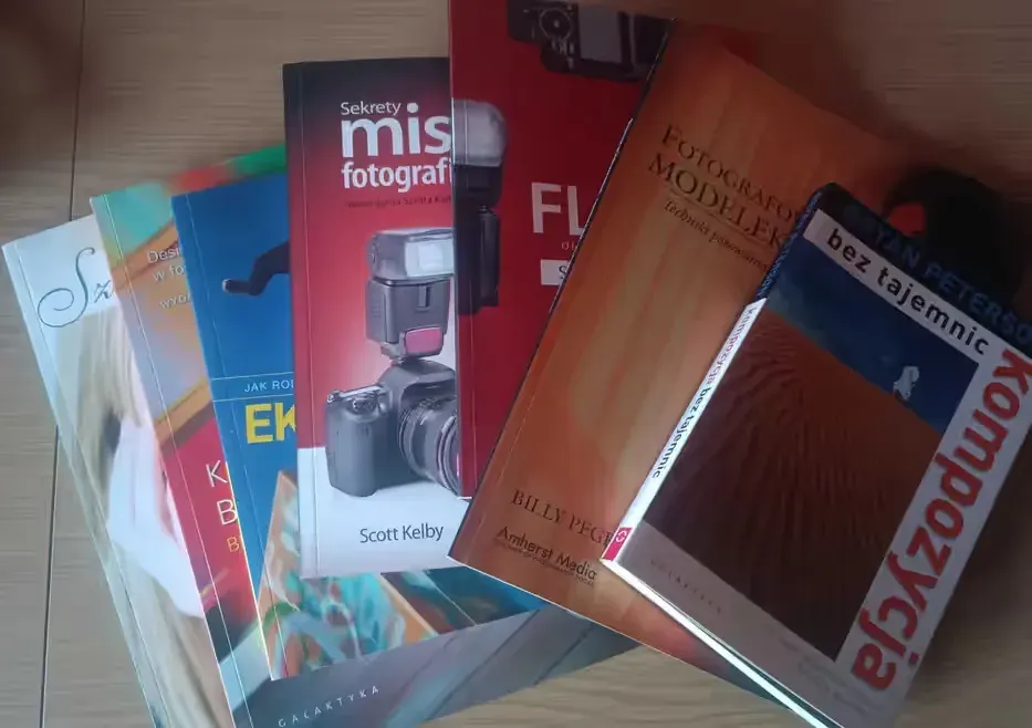 7 książek o fotografii — praca twórcy Kolo na Freshwall Marketplace