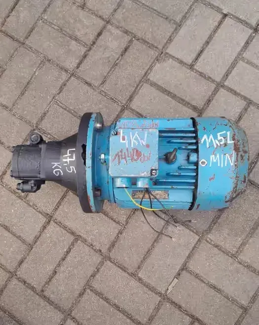 Agregat hydrauliczny 4 kw łuparka do drewna  prasa — praca twórcy Krzysztof na Freshwall Marketplace