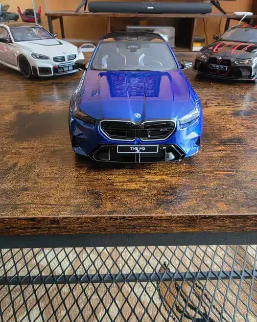 Bmw m5 1 18 gt spirit — praca twórcy Krzysztof na Freshwall Marketplace