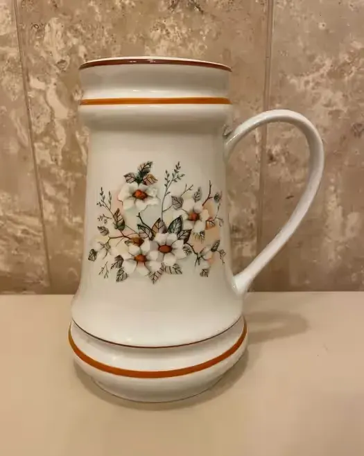 Ćmielów stary duży dzbanek  porcelanowy lata 60 te PRL — praca twórcy Ewa-wysprzedaż domowa na Freshwall Marketplace