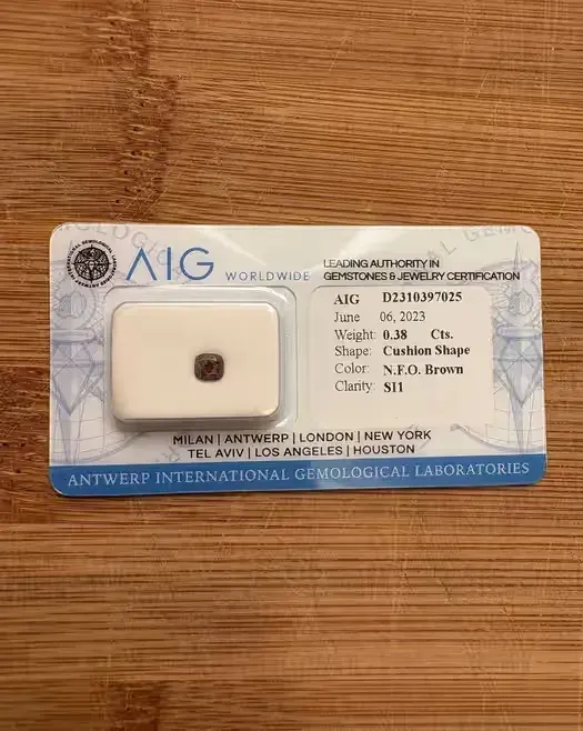 Diament Naturalny 0.38ct | Koniakowy (Fancy Orangy) | Certyfikat AIG — praca twórcy Michał na Freshwall Marketplace
