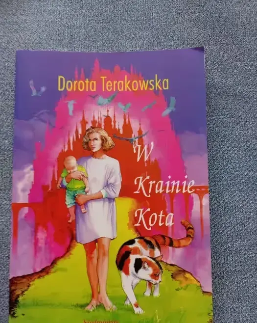 Dorota Terakowska W Krainie Kota — praca twórcy Katarzyna na Freshwall Marketplace
