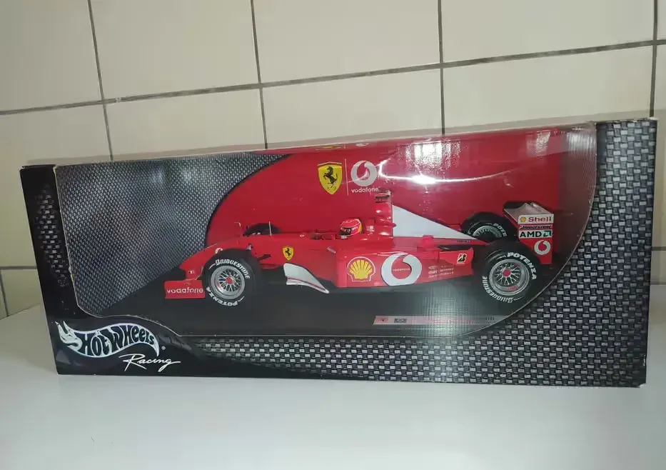 Ferrari F1 Michael Schumacher 2002 1:18 — praca twórcy Paweł na Freshwall Marketplace