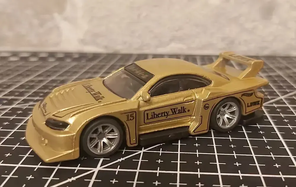 Hot Wheels Nissan Silvia custom — praca twórcy kmaro na Freshwall Marketplace